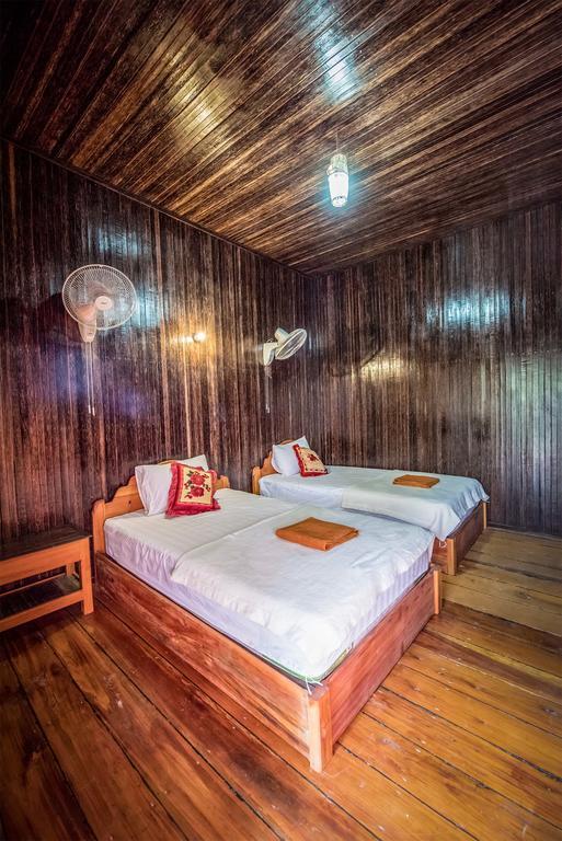 Koh Rong Boutique Wooden Hotel ภายนอก รูปภาพ